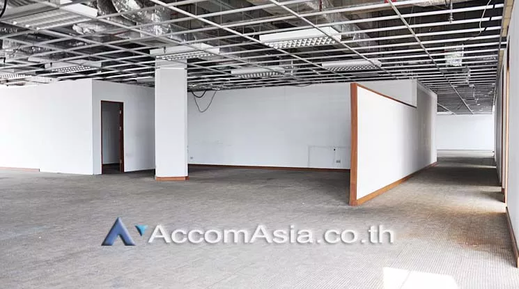 6  Office Space For Rent in Ploenchit ,Bangkok MRT Lumphini at Kian Gwan 2 AA15862